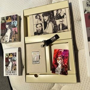 Taylor Swift Accessories | New Eras Tour VIP Merch Box Miami Everything Included